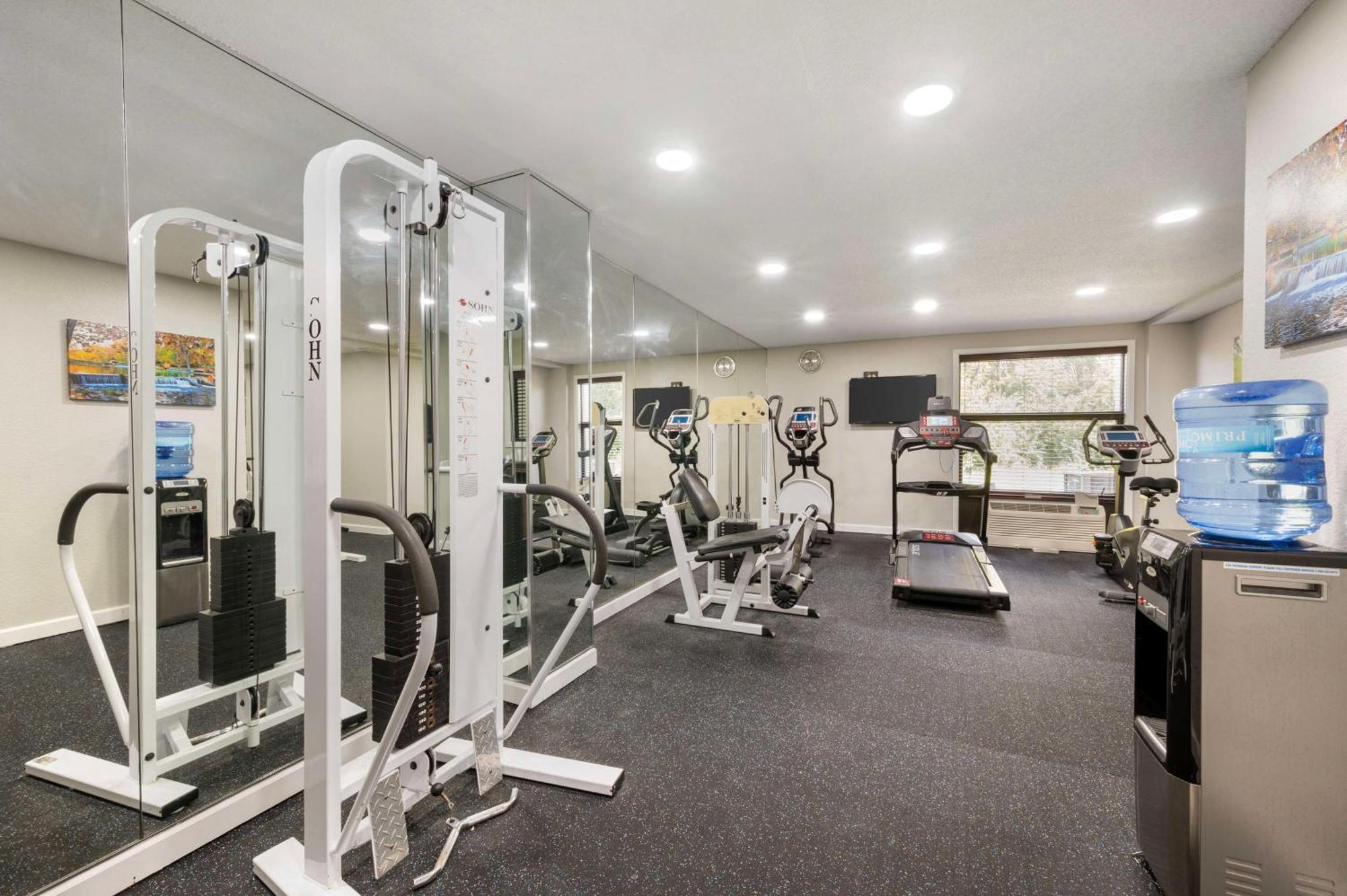 Best Western Plus Anderson Esterno foto